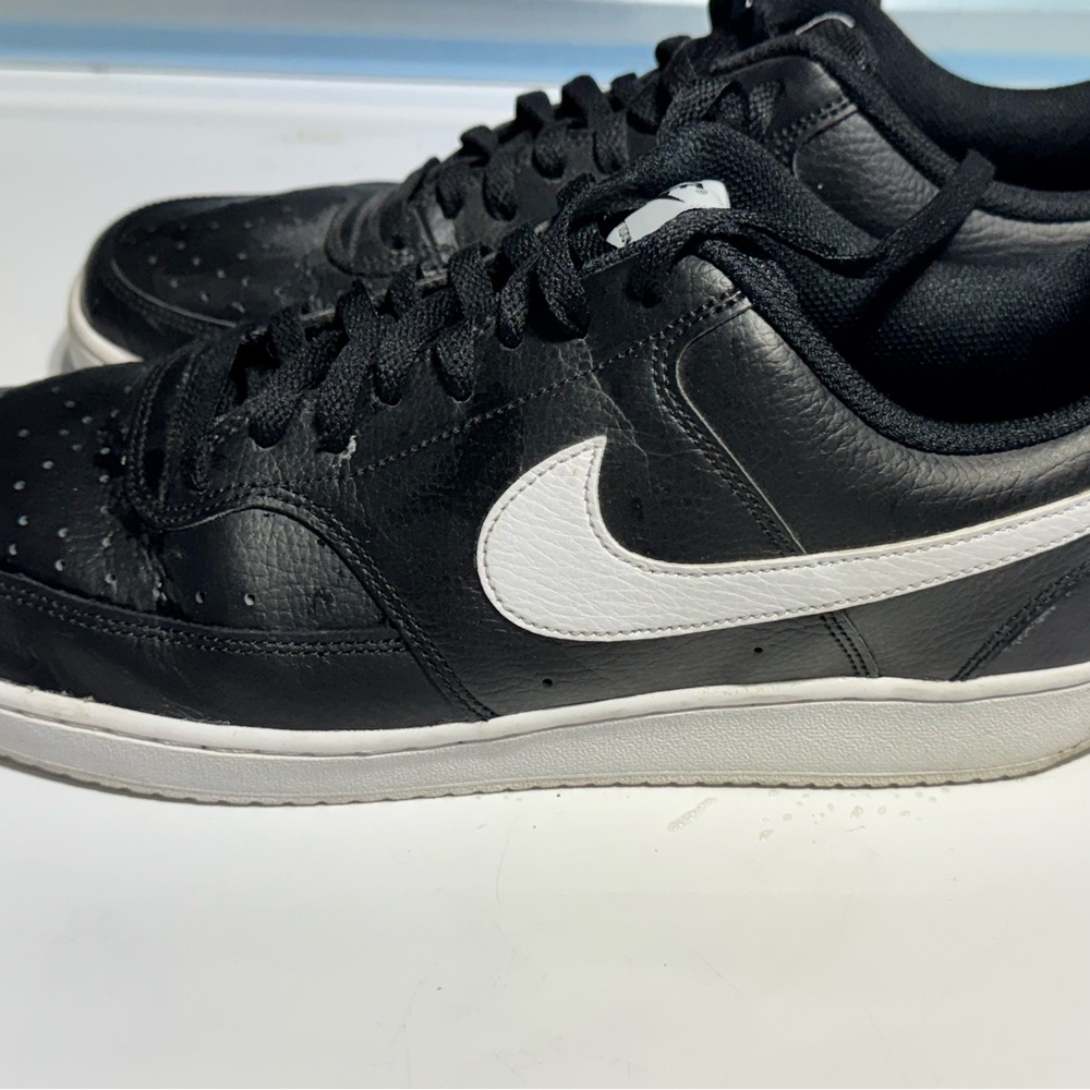 Nike Black and White Leather Sneakers